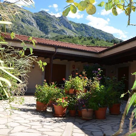 Hotel Arenas De Cabrales- Apartamentos Dış mekan fotoğraf