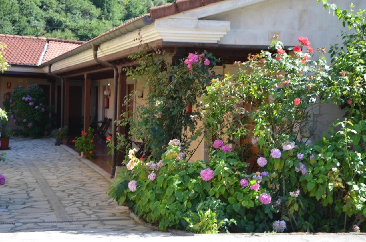 Hotel Arenas De Cabrales- Apartamentos Dış mekan fotoğraf